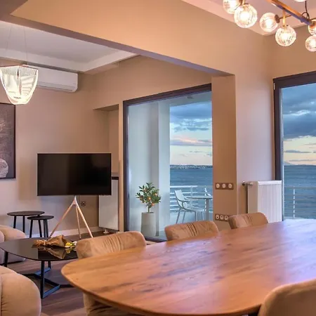 Apartment Iconic Salonica Seafront