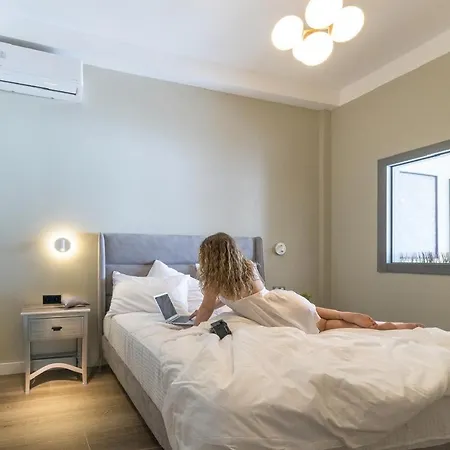 Apartment Iconic Salonica Seafront *