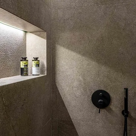 Iconic Salonica Seafront Apartment *