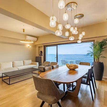 Iconic Salonica Seafront Apartamento