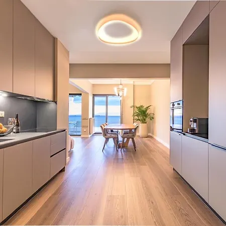 Iconic Salonica Seafront Θεσσαλονίκη