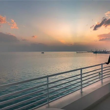 شقة Iconic Salonica Seafront سالونيك