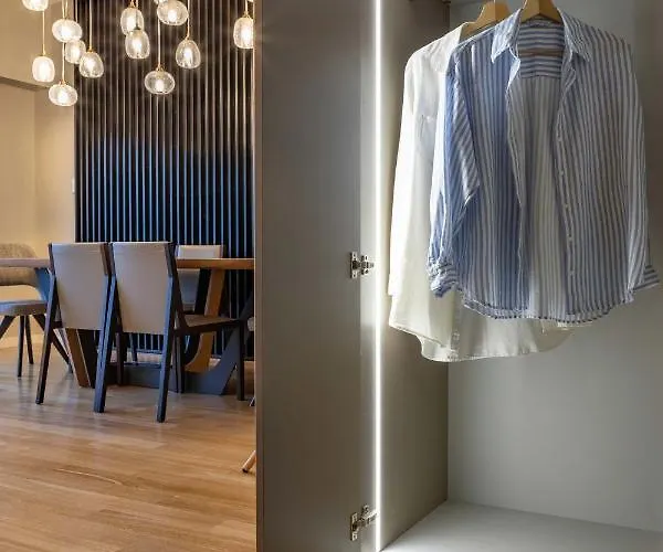 Iconic Salonica Seafront Apartment *