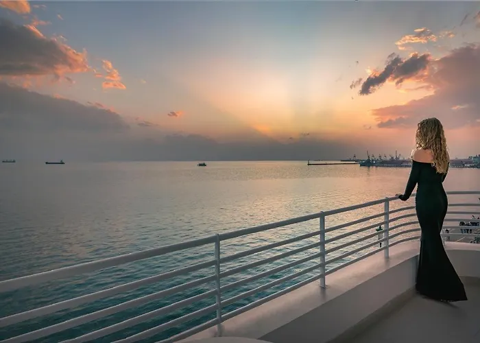 Apartment Iconic Salonica Seafront Thessaloniki